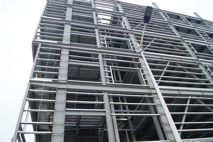 都江堰高层钢结构的支撑布置与构造需要符合哪些规范